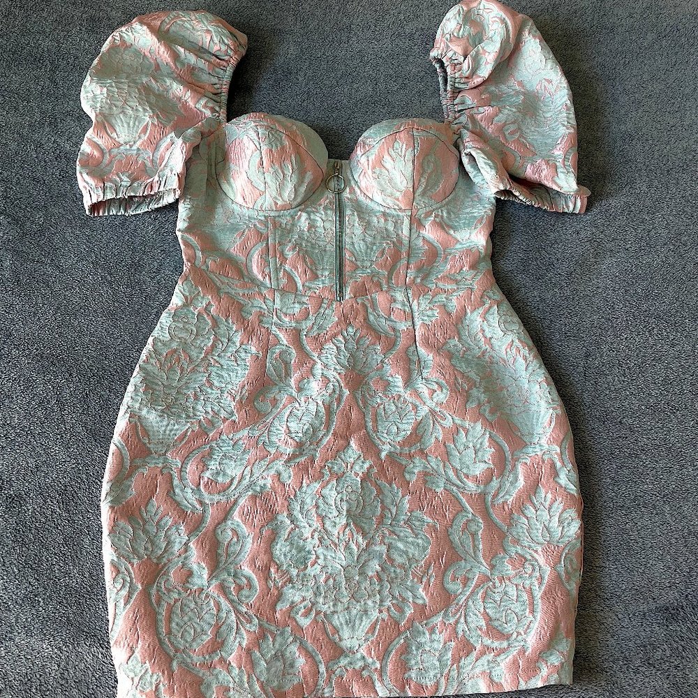 Puffed Sleeves Bodycon Mini Dress